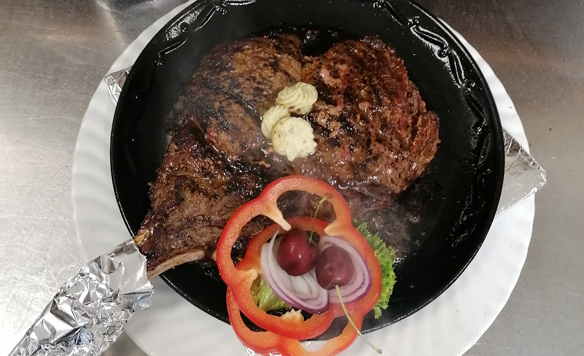 Tomahawk Steak ca.600g vom Salonbeef